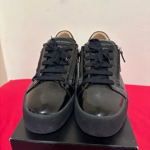 Giuseppe Zanotti Leather Sneaker